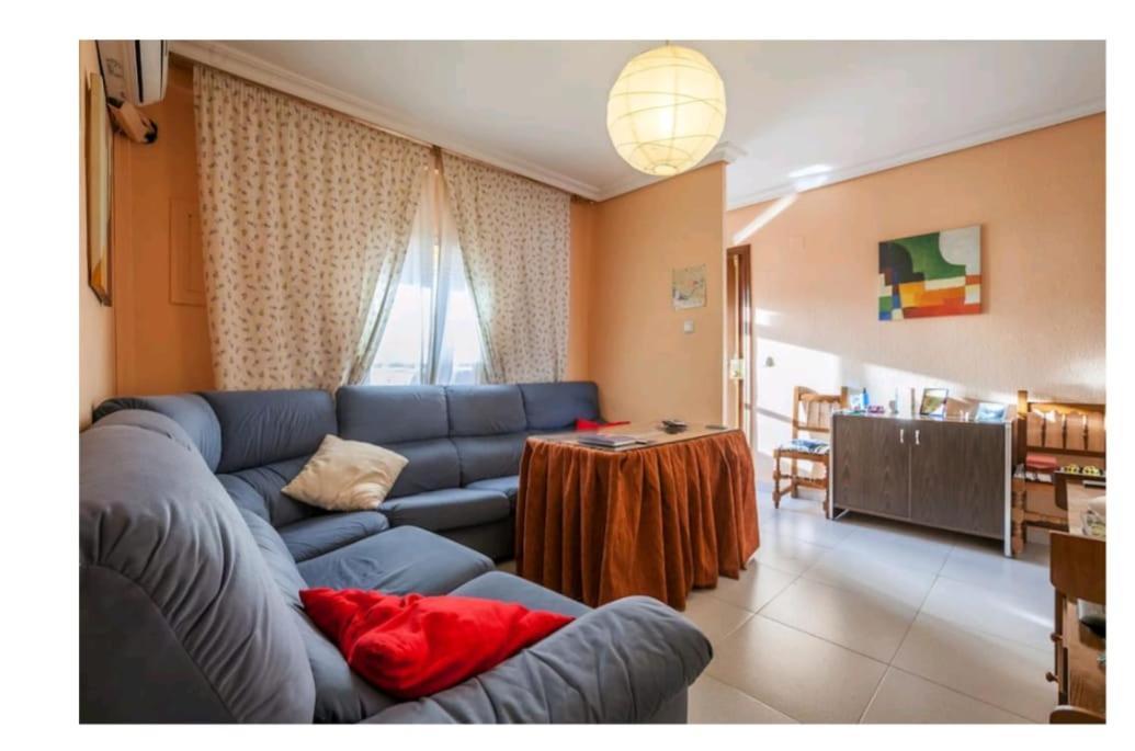 Piso Con Buena Red Wiffi Fibra Optica Alquiler De Habitaciones Sevilla Bagian luar foto